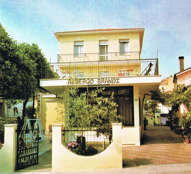 Albergo Villa-Brandi --- Pensione Completa --- Bellaria-Igea Marina Luaran gambar